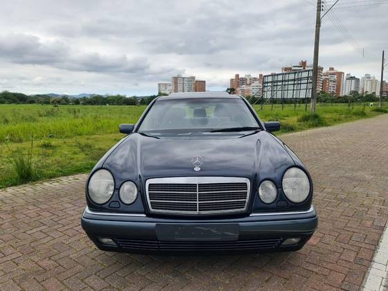 MERCEDES-BENZ E 320 3.2 ELEGANCE V6 GASOLINA 4P AUTOMÁTICO